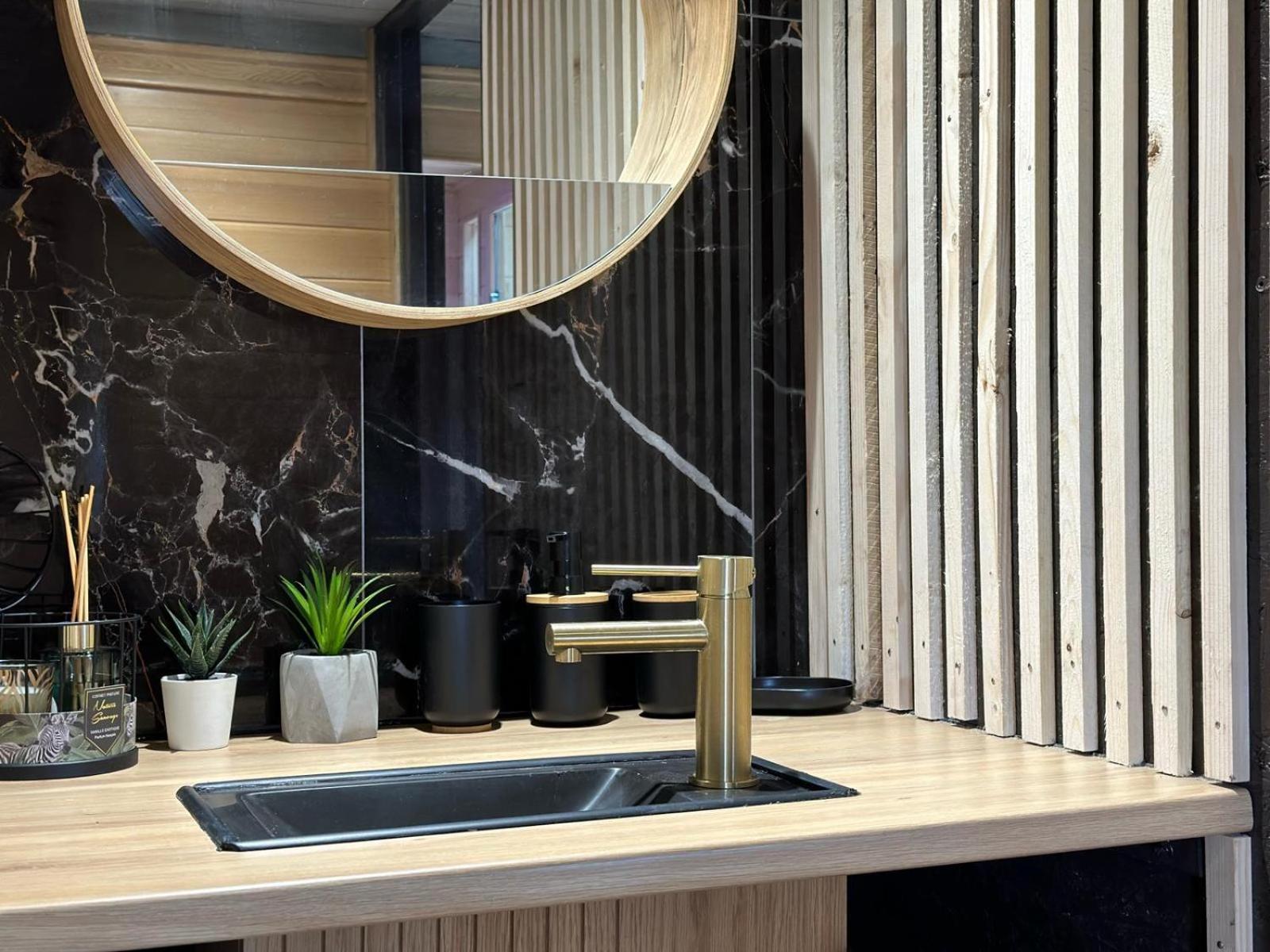 La Cabane D'Emma Spa&Sauna Prive Bannalec Dış mekan fotoğraf